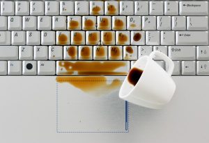 Bàn phím laptop hỏng: Dấu hiệu nhân biết và nguyên nhân